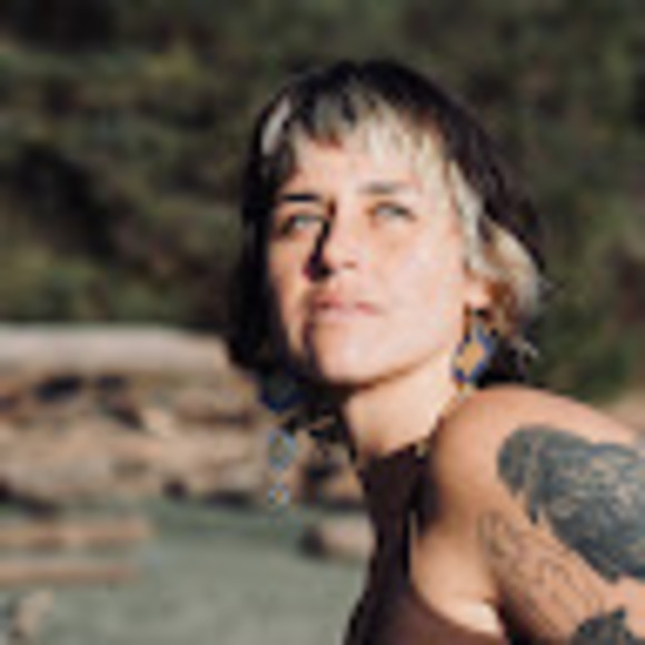 Meet your Posher, Kate - Picture 1 of 1